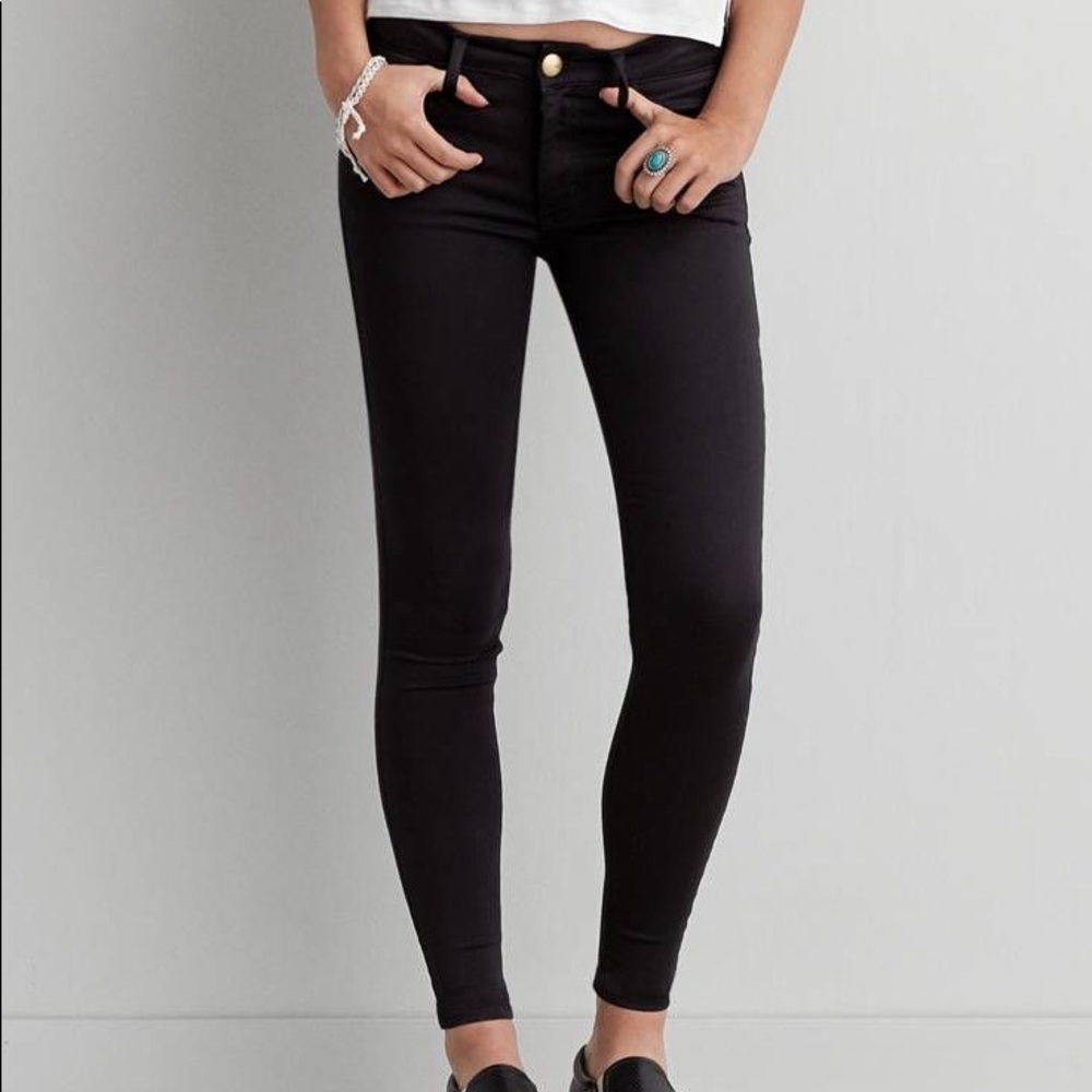 American Eagle Ne(x)t Level Low-Rise Jeans